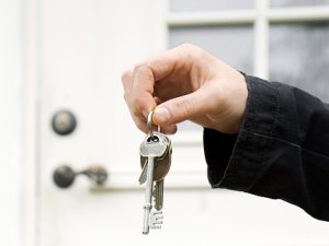 置業小常識：二手房過戶需要本人到場嗎？