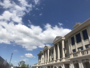 瑞園藍岸售樓處電話是多少？特價房均價多少