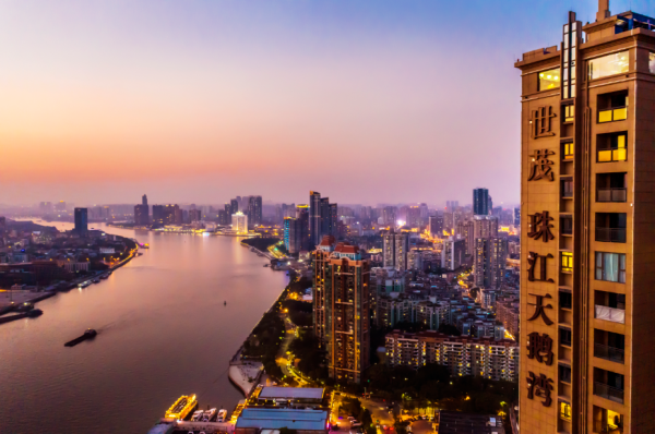 世茂天鹅湾价格140000元/平米,规划户数168户-世茂天鹅湾楼盘-广州